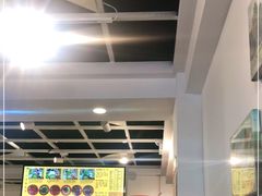 -丽虹云南过桥米线(兴工街店)