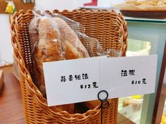 -雀食面包店(钟楼店)