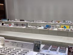 -JINS(上海环球金融中心店)