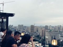景观位-萨芭蒂高空花园餐酒吧