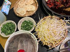 -捞锅坝子老火锅(汽博中心店)