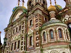 -滴血救世主教堂