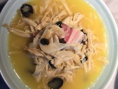 浓汤纸片笋-雀蓝川菜(奥体广场店)