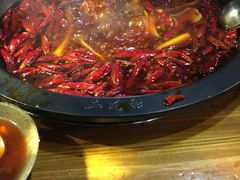 -黄潇洒老火锅(九眼桥宏济巷店)