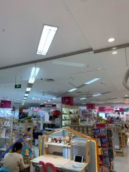 -孩子王(世茂国际广场店)
