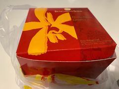 -爱雍·乌节