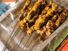 肥瘦-勃利地摊·勃立小串烧烤