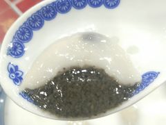 -赵记传承特色牛奶甜品(泉城广场店)