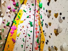 -问山MountQuest攀岩馆