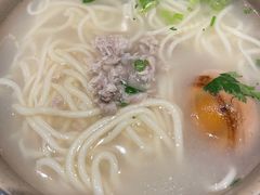 猪肘汤面-亮亮面馆(经六路店)