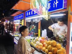 -南湖公园地摊集市