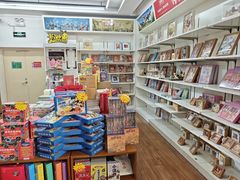 -新华书店(泉城路店)