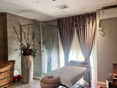 -莱蔻·圣灸堂·推拿艾灸(天山店)