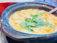 -官塘陈记鱼生·潮汕砂锅粥·牛肉火锅(潮枫路总店)