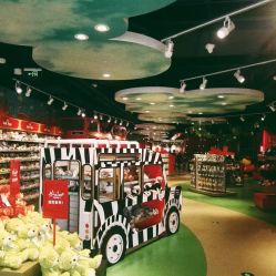 -Hamleys哈姆雷斯(东方福来德店)
