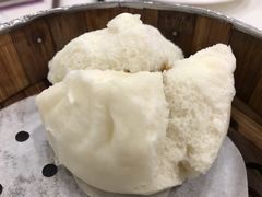 笑口鲍汁叉烧包-凤凰楼酒家·粤宴点心(华强北店)