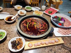 -仟佰味鲜货火锅(中央公园)