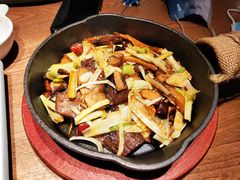 牛肝菌小炒肉-云海肴·汽锅鸡·云南菜(领展购物广场·中关村店)