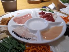 -芸南道·过桥米线(昆明老街旗舰店)