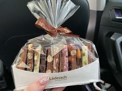 -Laderach 莱德拉(上海环贸iapm店)