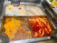 -海底捞火锅鲜切牛肉主题店(长寿路店)