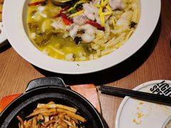 -吕氏疙瘩汤·新派鲁菜(济南万象城店)