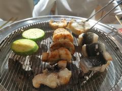 -围炉肉舍丹东海鲜烤肉·烤活鳗(步行街店)