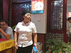 -陈寔包子王·卤煮小肠·京味小吃(龙潭店)