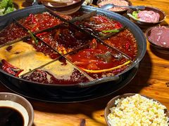 -正南齊北重庆老火锅(光华村直营店)