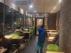 -麦当劳(伟城广场店)