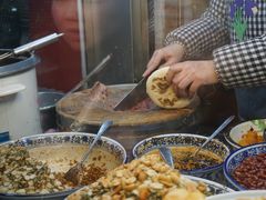 特色腊牛肉夹馍-老马家马蓉蛋菜夹馍·腊牛肉夹馍(回民街店)