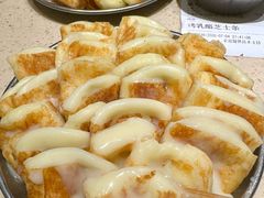 -蚂蚁洞·烤肉大营地(上海静安大悦城店)