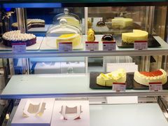 面包甜点陈列柜-双风车咖啡馆 Twin Windmills(六道口店)