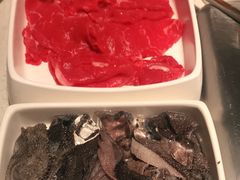 -海底捞火锅鲜切牛肉主题店(长寿路店)