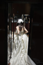 -LOVE SHINE婚纱·红鼎庄龙凤褂·妈妈装定制