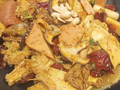 -醉人椒麻辣香锅(王府井喜悦店)
