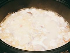 -马家斑.鲜鱼火锅(松湖万科店)