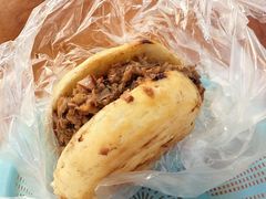 -老西关黄老太牛肉烧饼
