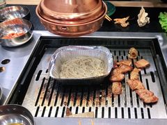 -臻牛烤肉
