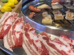 -哈哈碳都·牛肋条无限自助烤肉(台江万达店)