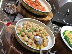 -广州万富希尔顿酒店-感趣自助餐厅·生蚝海鲜刺身