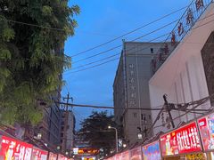 -正宁路小吃夜市
