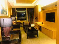 -上海漕河泾万丽酒店