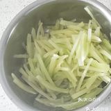 家常菜系列之一泡椒脆青笋