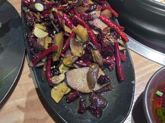 -一朵菌·野生菌探索家火锅(南亚店)