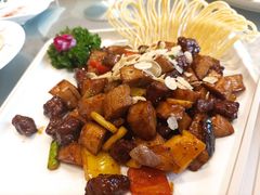 蘑菇牛肉粒-国惠大酒楼(宝龙店)