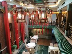 -梅龙镇酒家(南京西路总店)