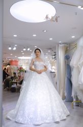-台湾蔡美月婚纱租赁