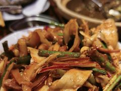 凉拌牛板筋-蚝堡海鲜·威海菜·海肠捞饭·烧烤·亚洲吃蚝公司(幸福门店)