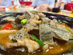 -东方之猪四更烤乳猪(金垦总店)
